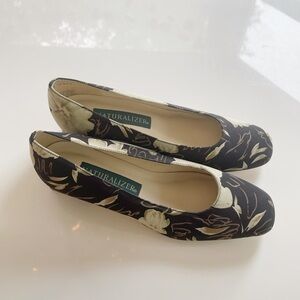 Vintage Naturalizer Floral Kitten Heel - 6.5